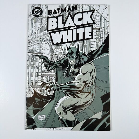 Batman: Black and White #1 (DC Comics June 1996) - Picture 1 of 11